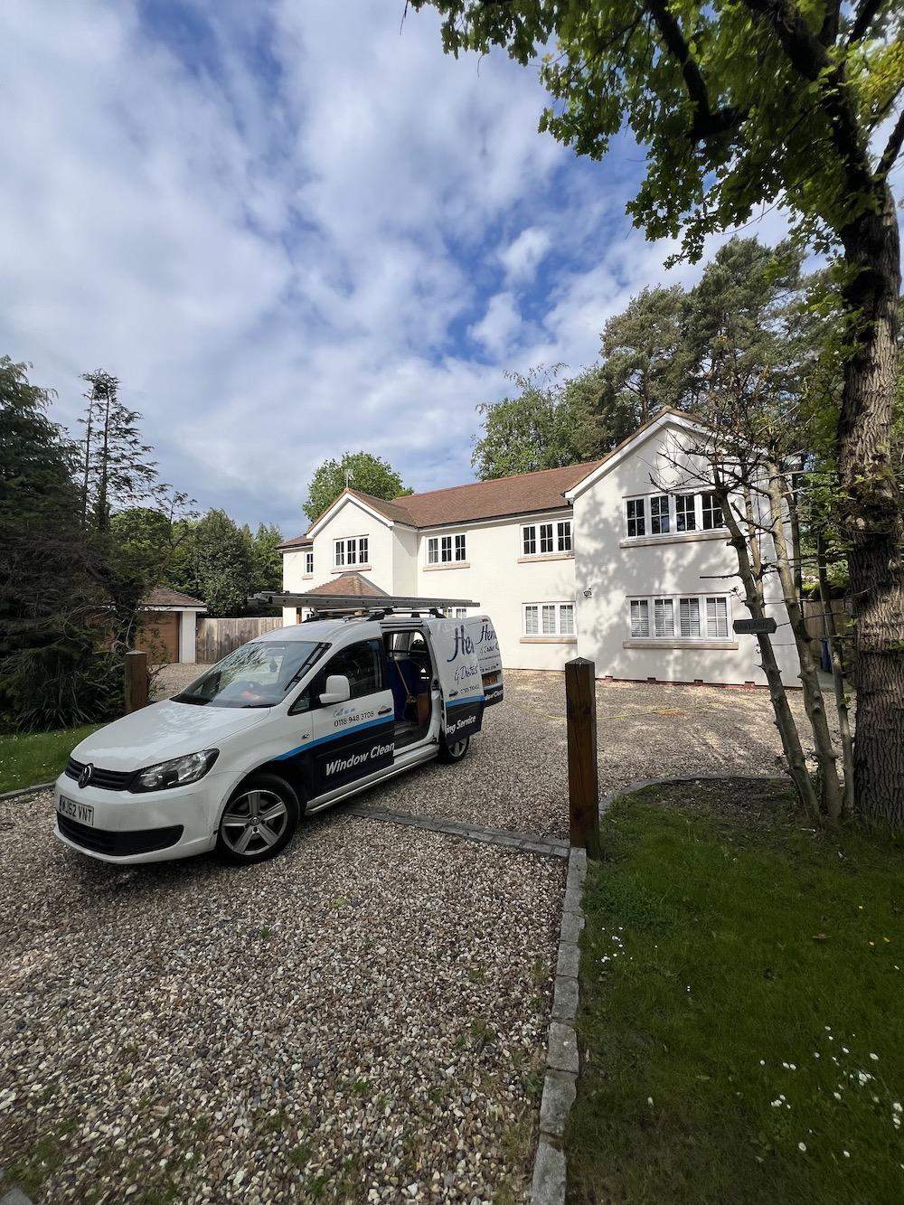 Window Cleaning Experts - Sandhurst